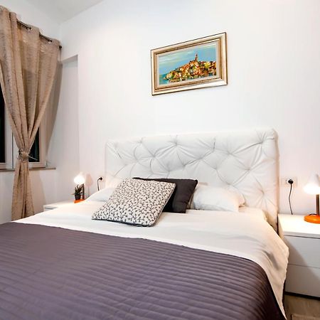 Garzoto Rooms And Studios Ровинь Экстерьер фото