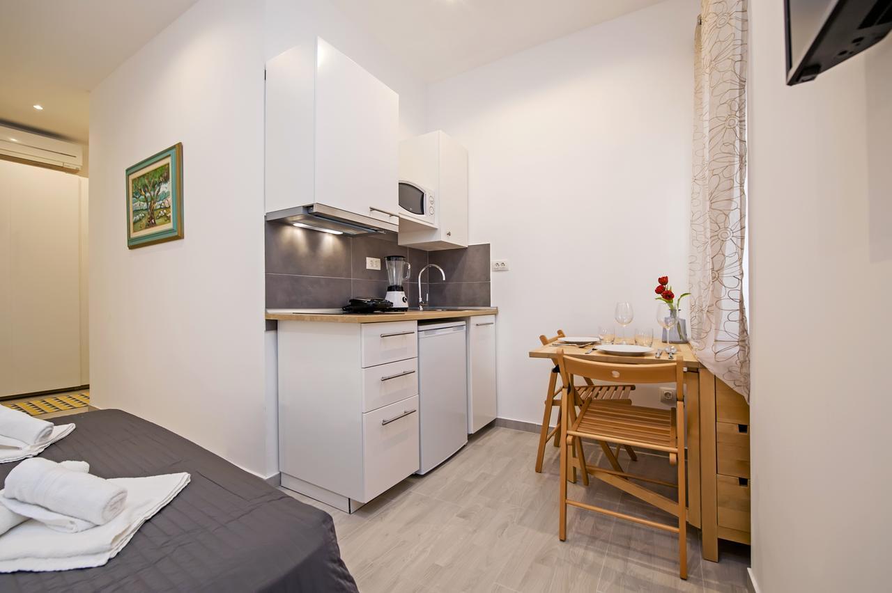 Garzoto Rooms And Studios Ровинь Экстерьер фото