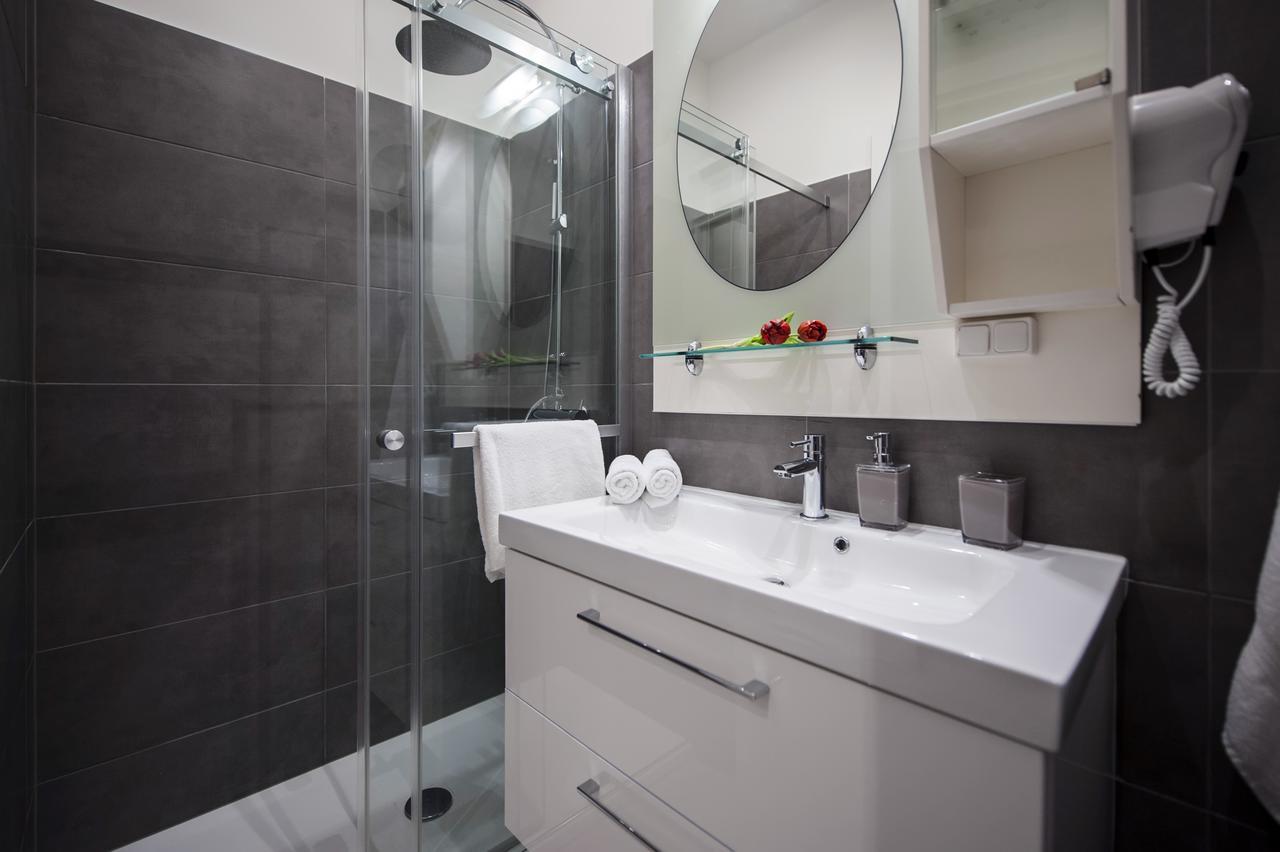 Garzoto Rooms And Studios Ровинь Экстерьер фото